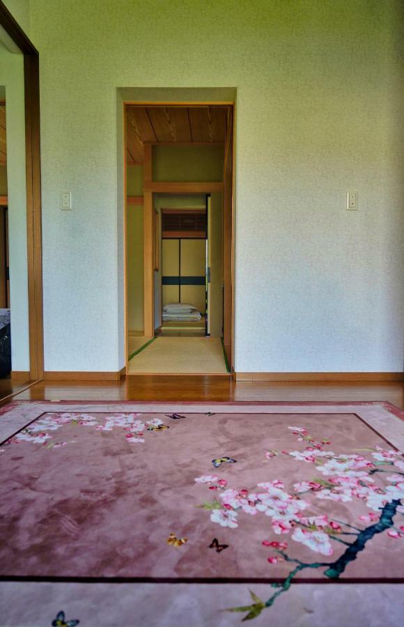 Villa 富士の樱House 宝栄 à Fujikawaguchiko Extérieur photo